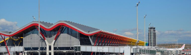 Viajeros en vuelos nacionales españoles entre aeropuertos